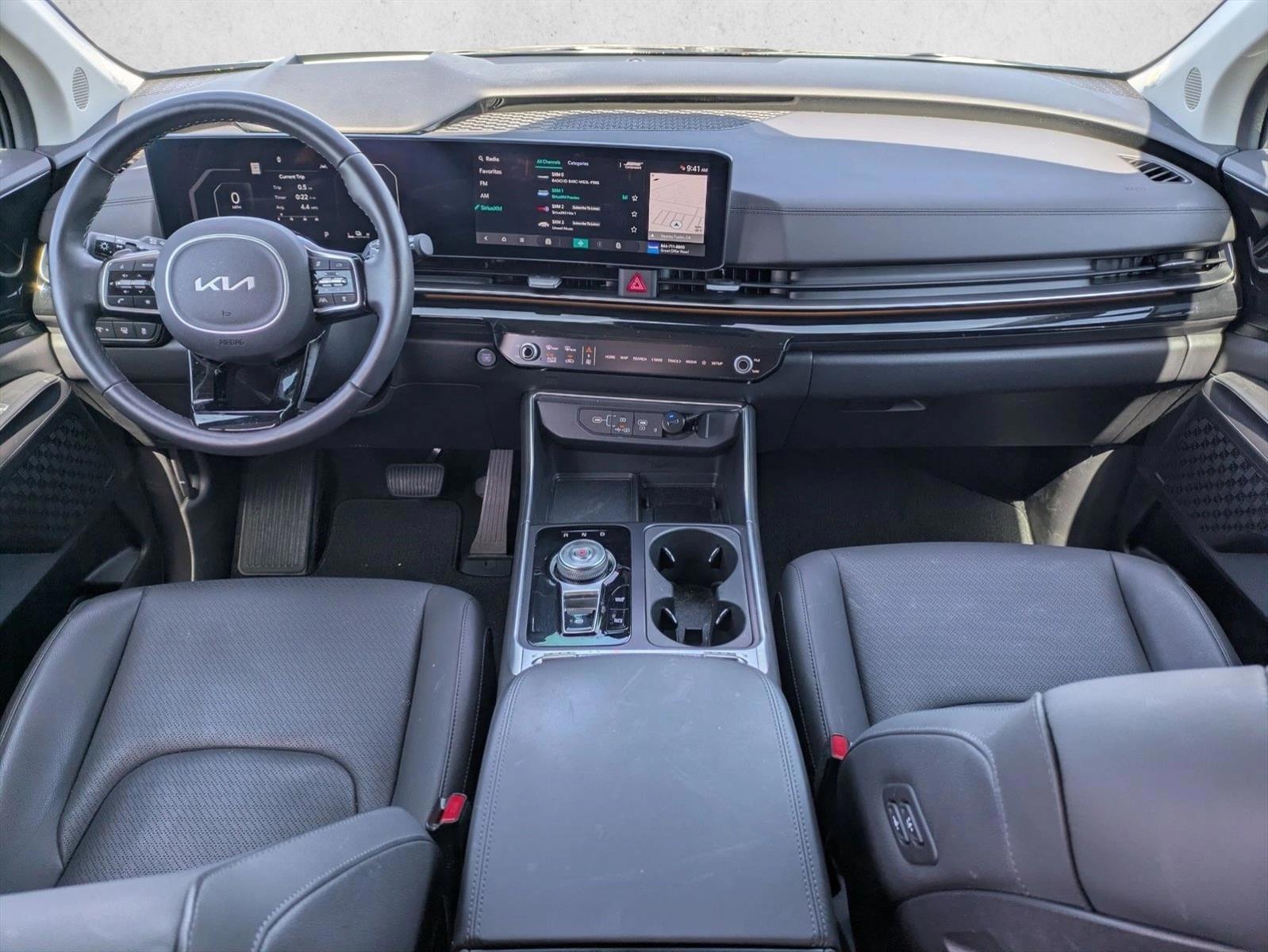 Thumbnail: 2025 Kia Carnival - 4