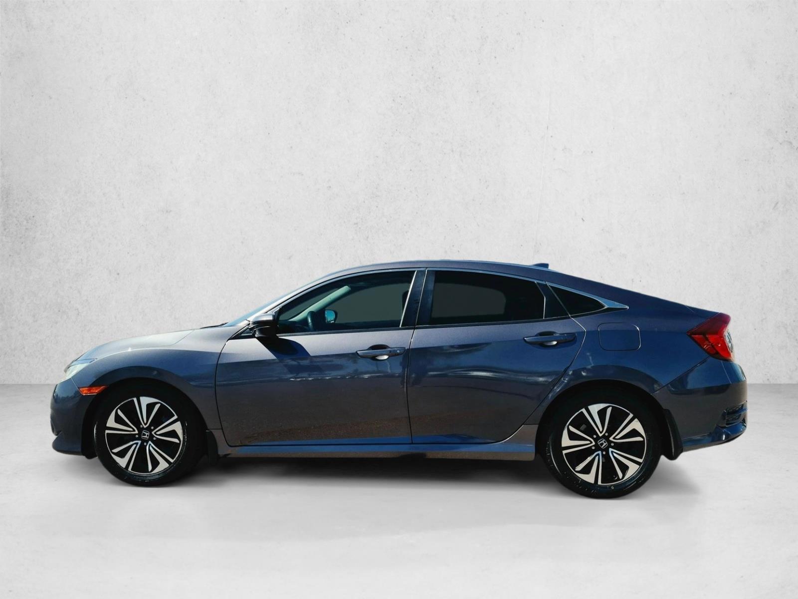 Thumbnail: 2016 Honda Civic - 2