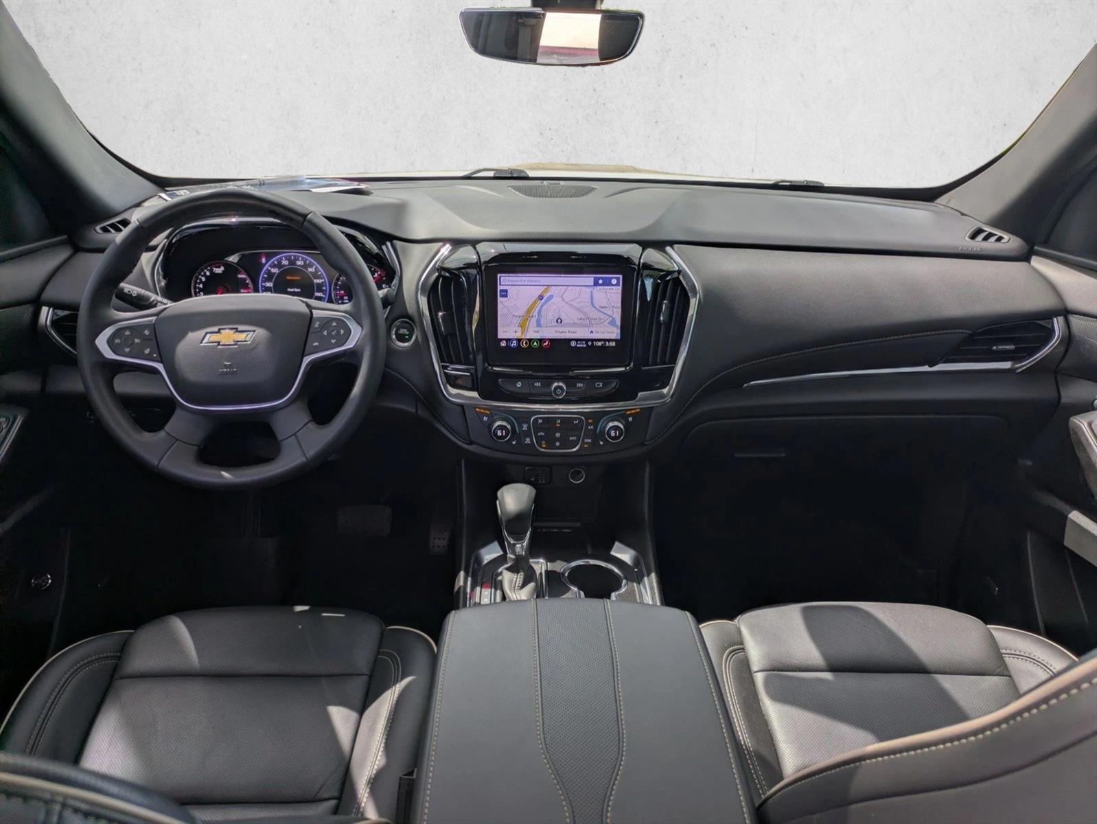 Thumbnail: 2023 Chevrolet Traverse - 3