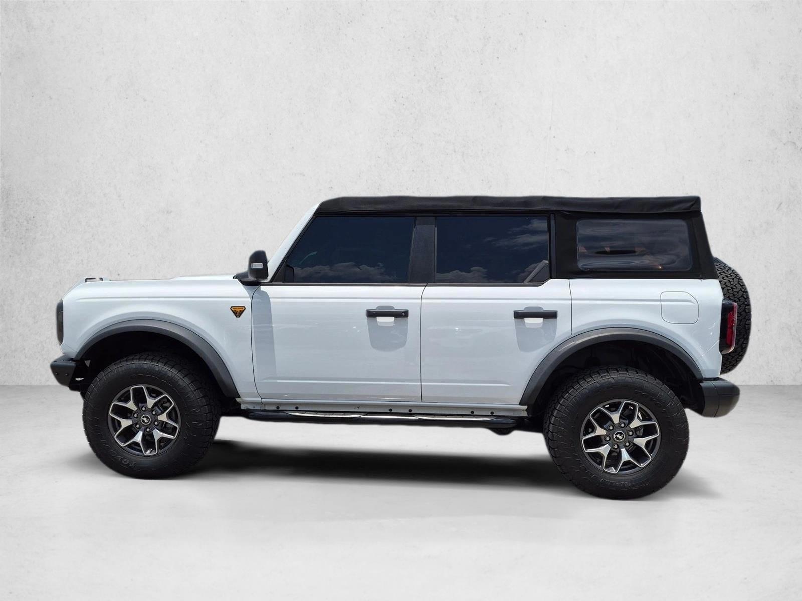 Thumbnail: 2023 Ford Bronco - 2