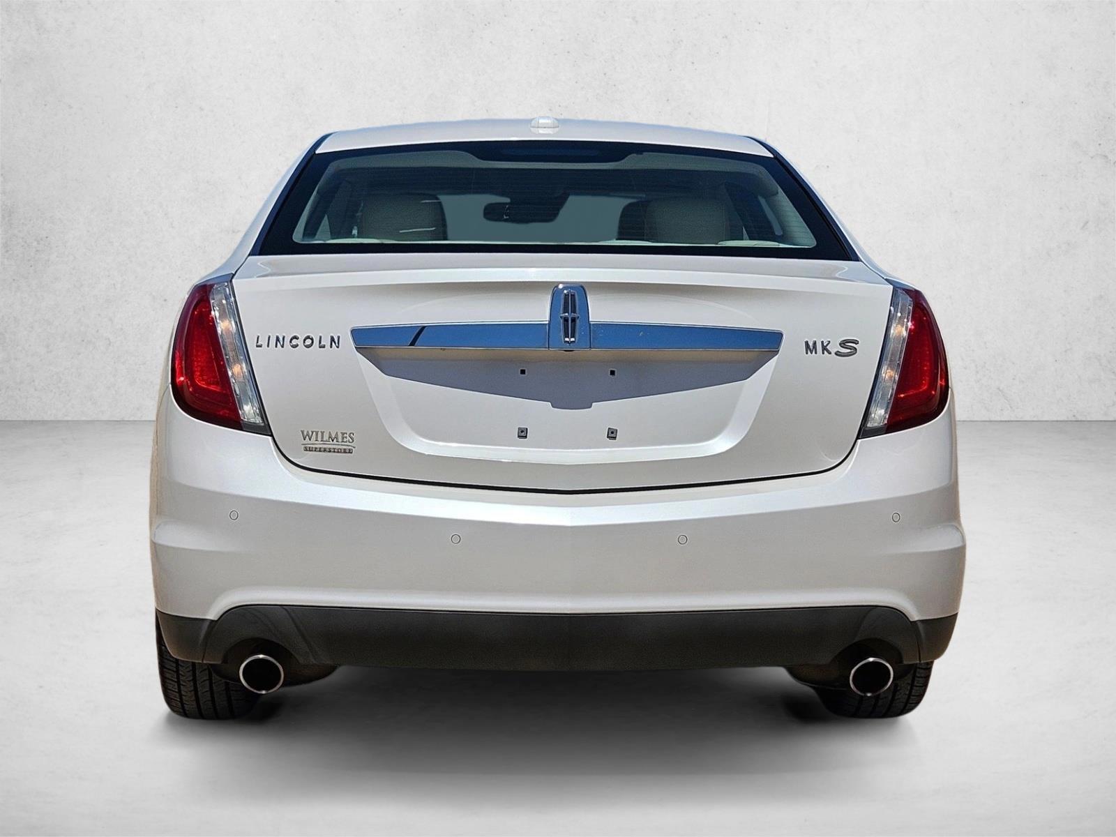 2010 Lincoln MKS