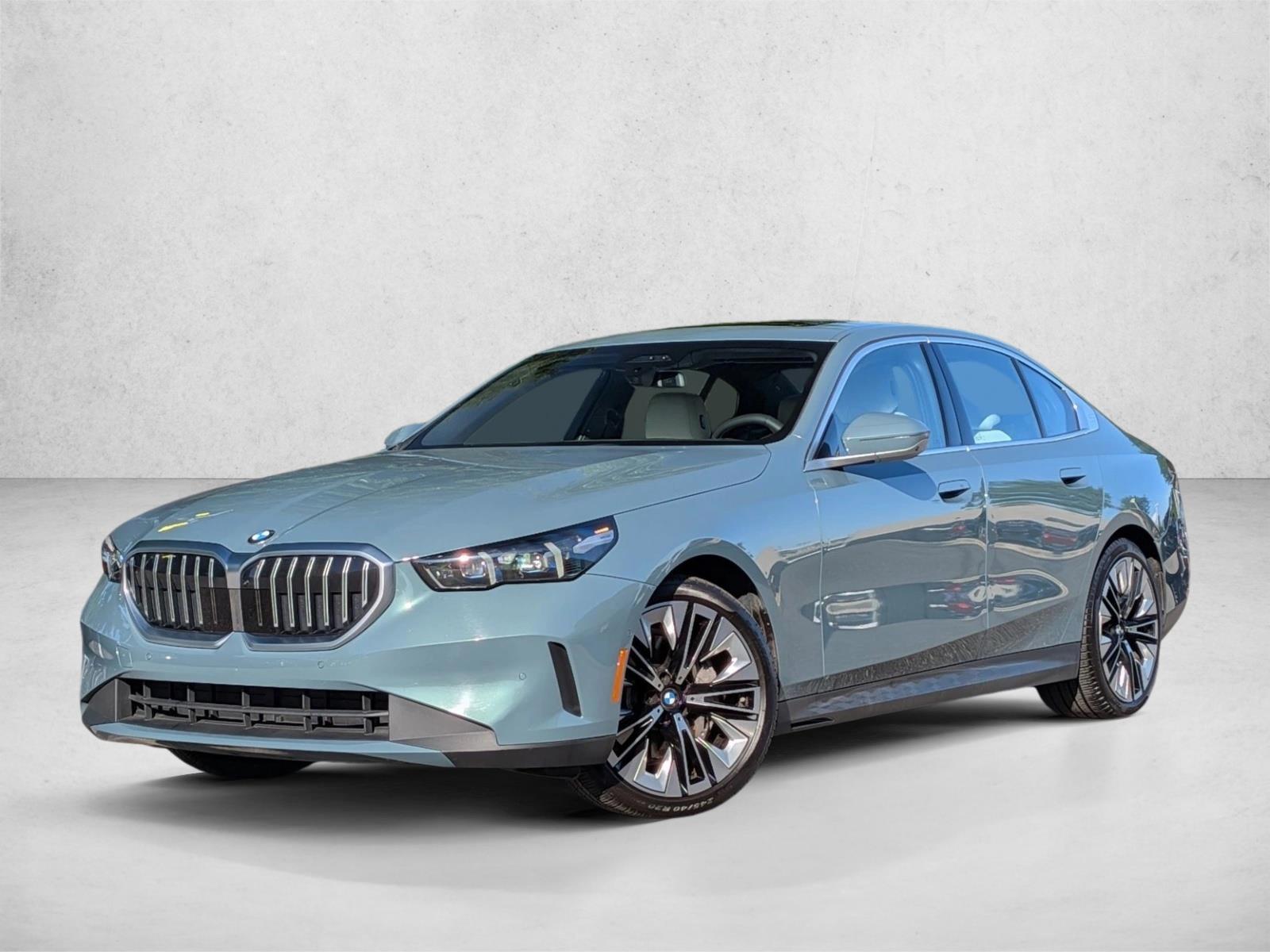Thumbnail: 2026 BMW 5 Series - 1