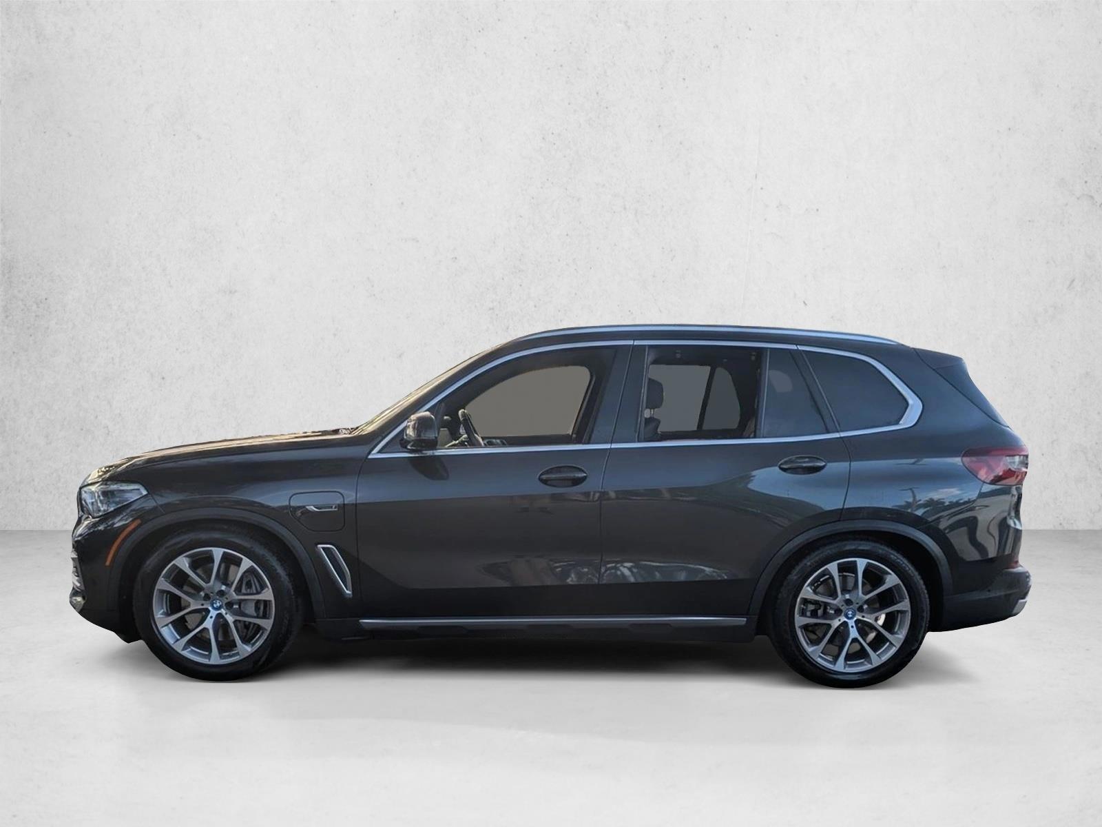 Thumbnail: 2022 BMW X5 - 2