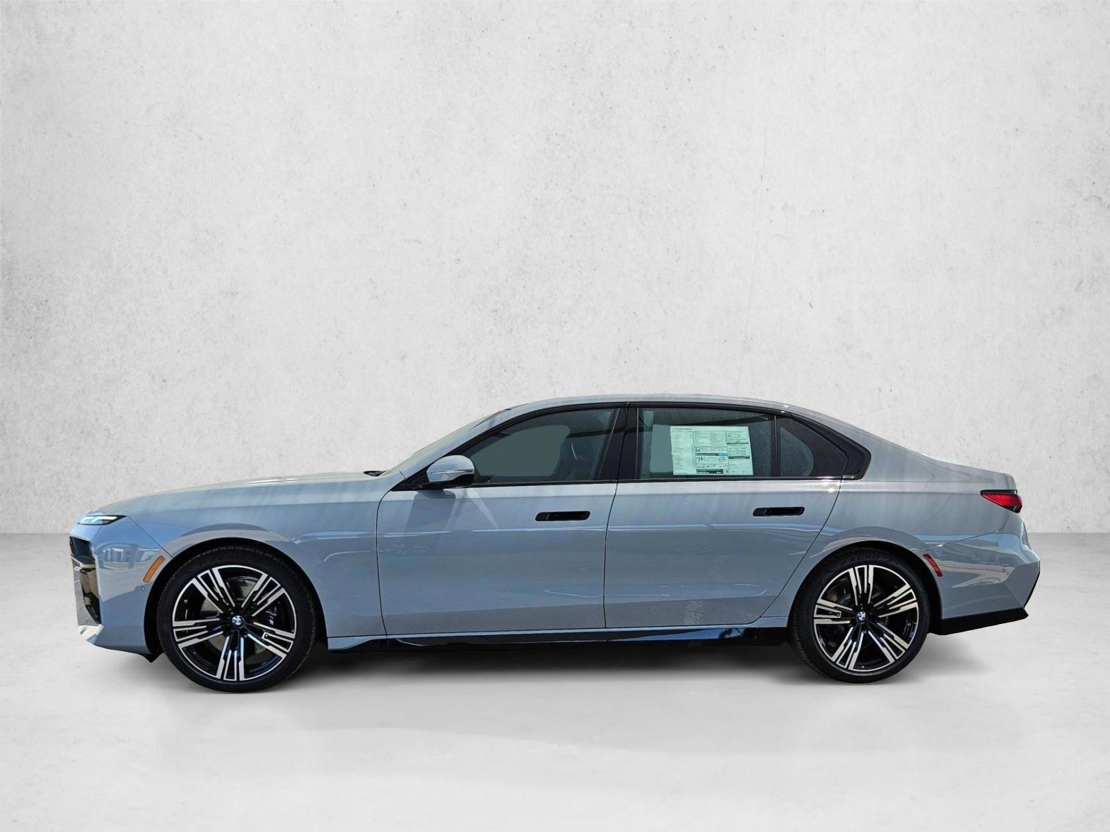 Thumbnail: 2025 BMW 7 Series - 2