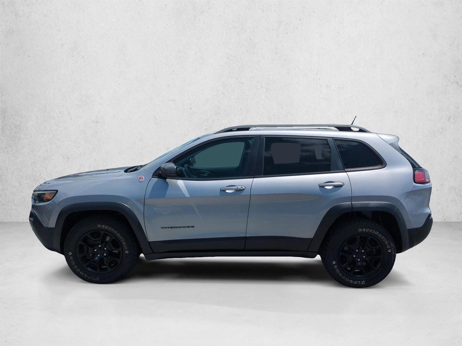 Thumbnail: 2019 Jeep Cherokee - 2