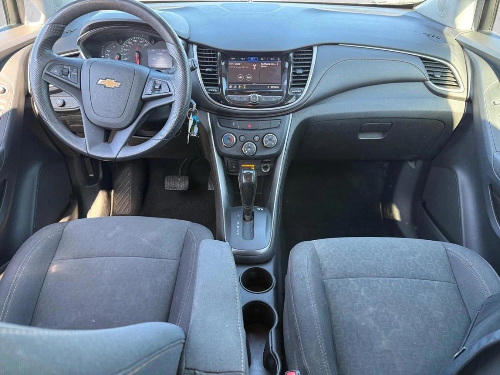 Thumbnail: 2020 Chevrolet Trax - 3