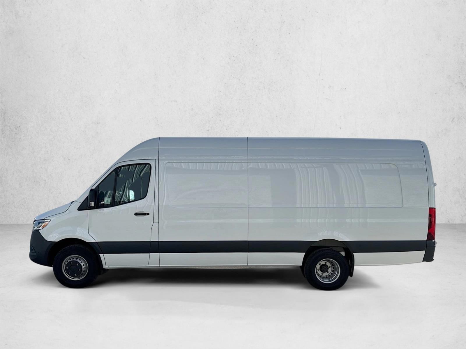 Thumbnail: 2026 Mercedes-Benz Sprinter - 2