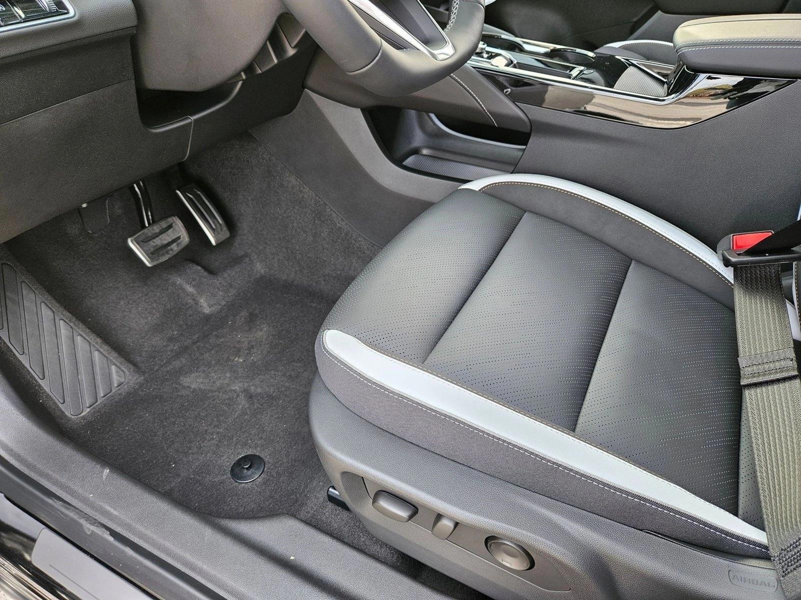 Thumbnail: 2026 Buick Envision - 4