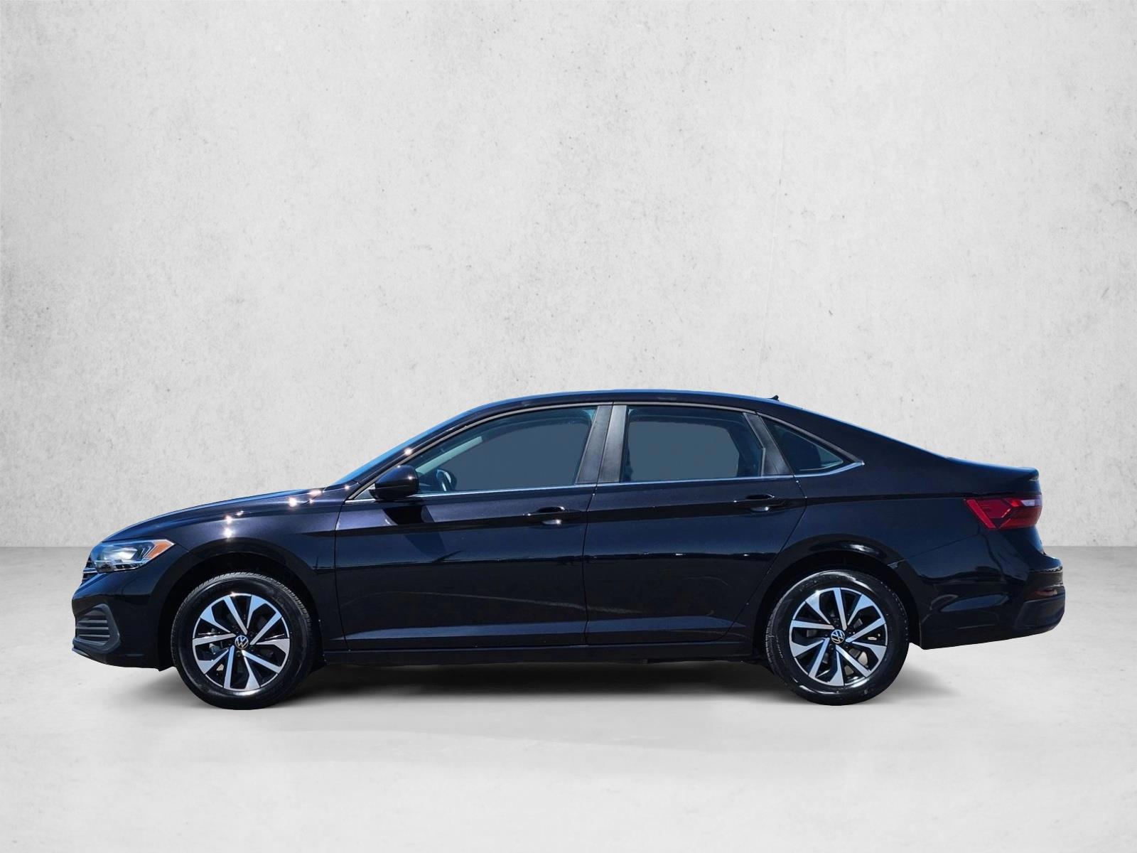 Thumbnail: 2024 Volkswagen Jetta - 2
