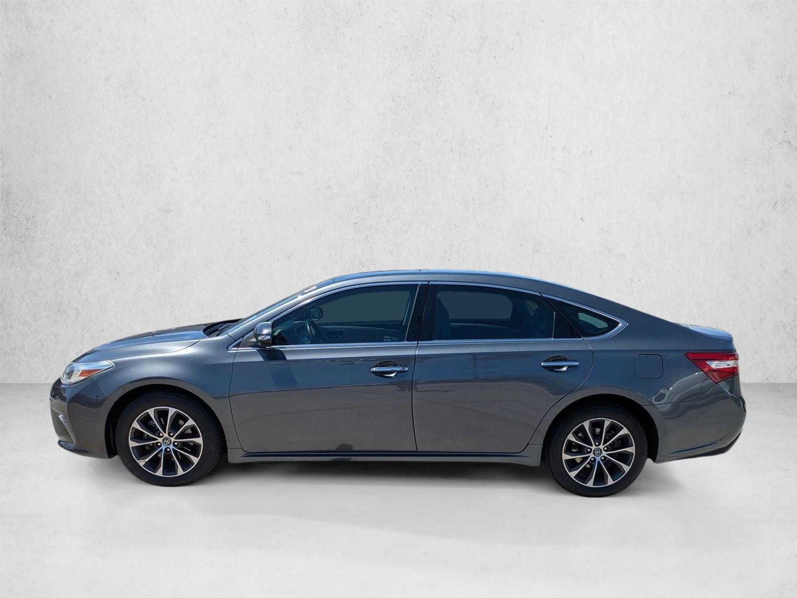 Thumbnail: 2018 Toyota Avalon - 2