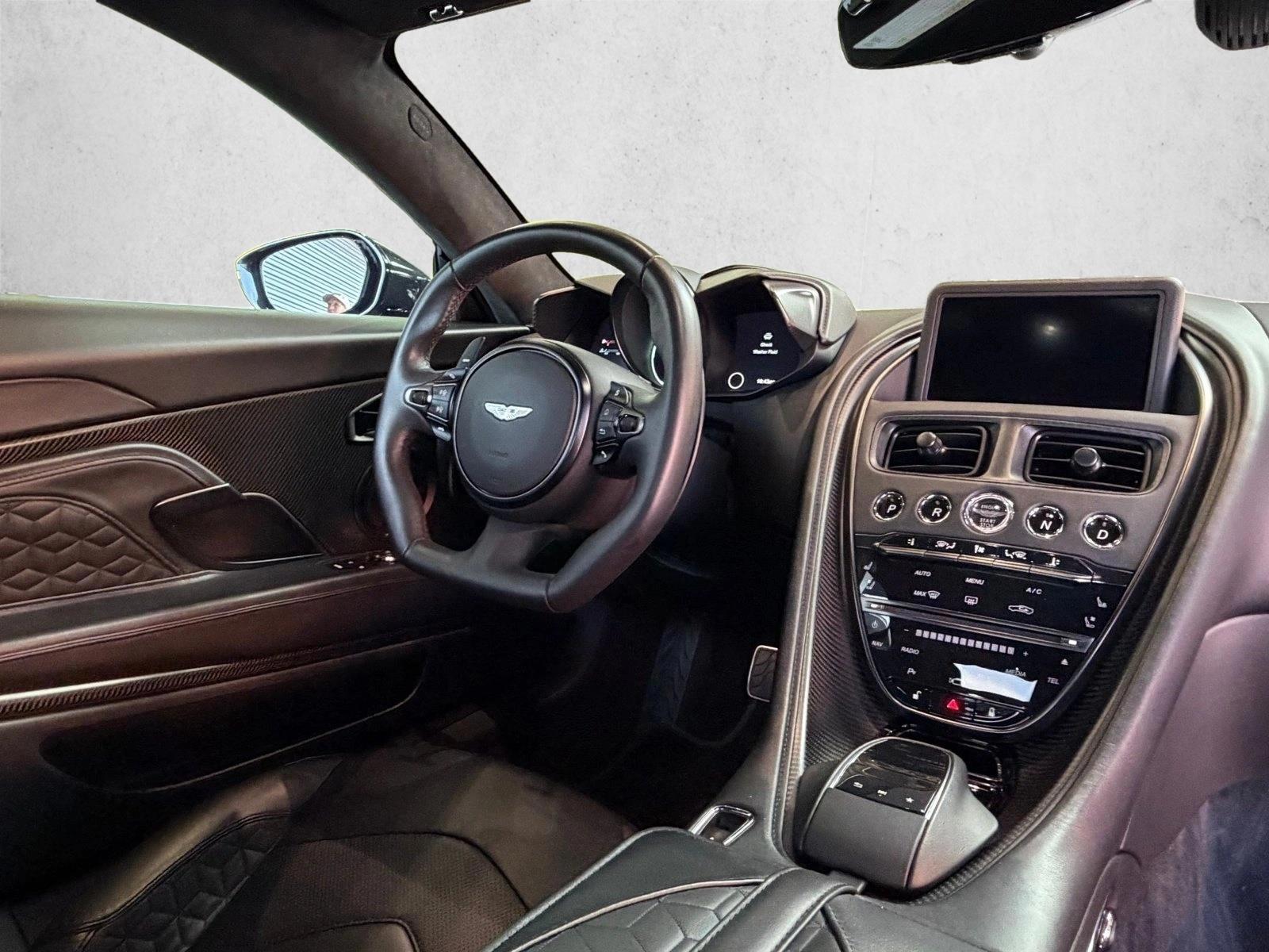 2021 Aston Martin DBS Superleggera Base - Photo 16