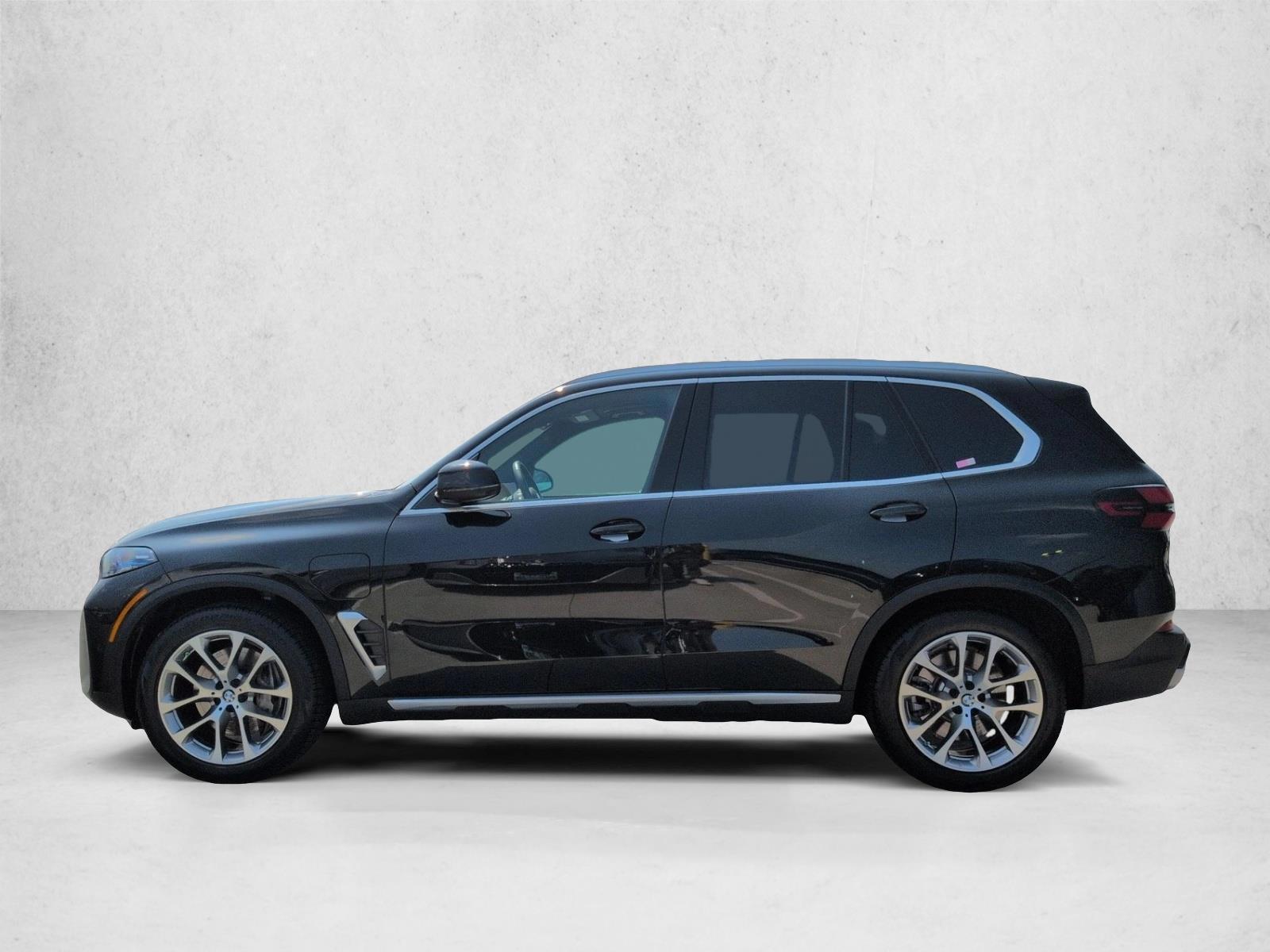 Thumbnail: 2026 BMW X5 - 2
