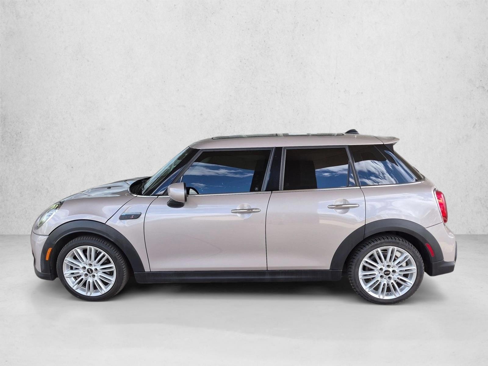 Thumbnail: 2024 MINI Cooper Hardtop - 2