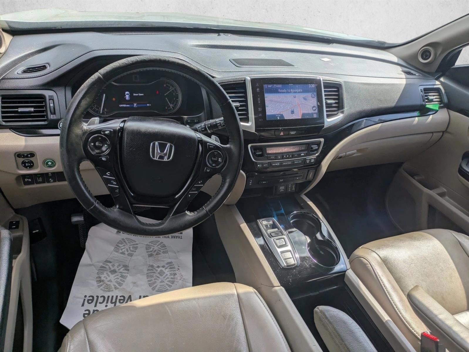 Thumbnail: 2017 Honda Pilot - 3