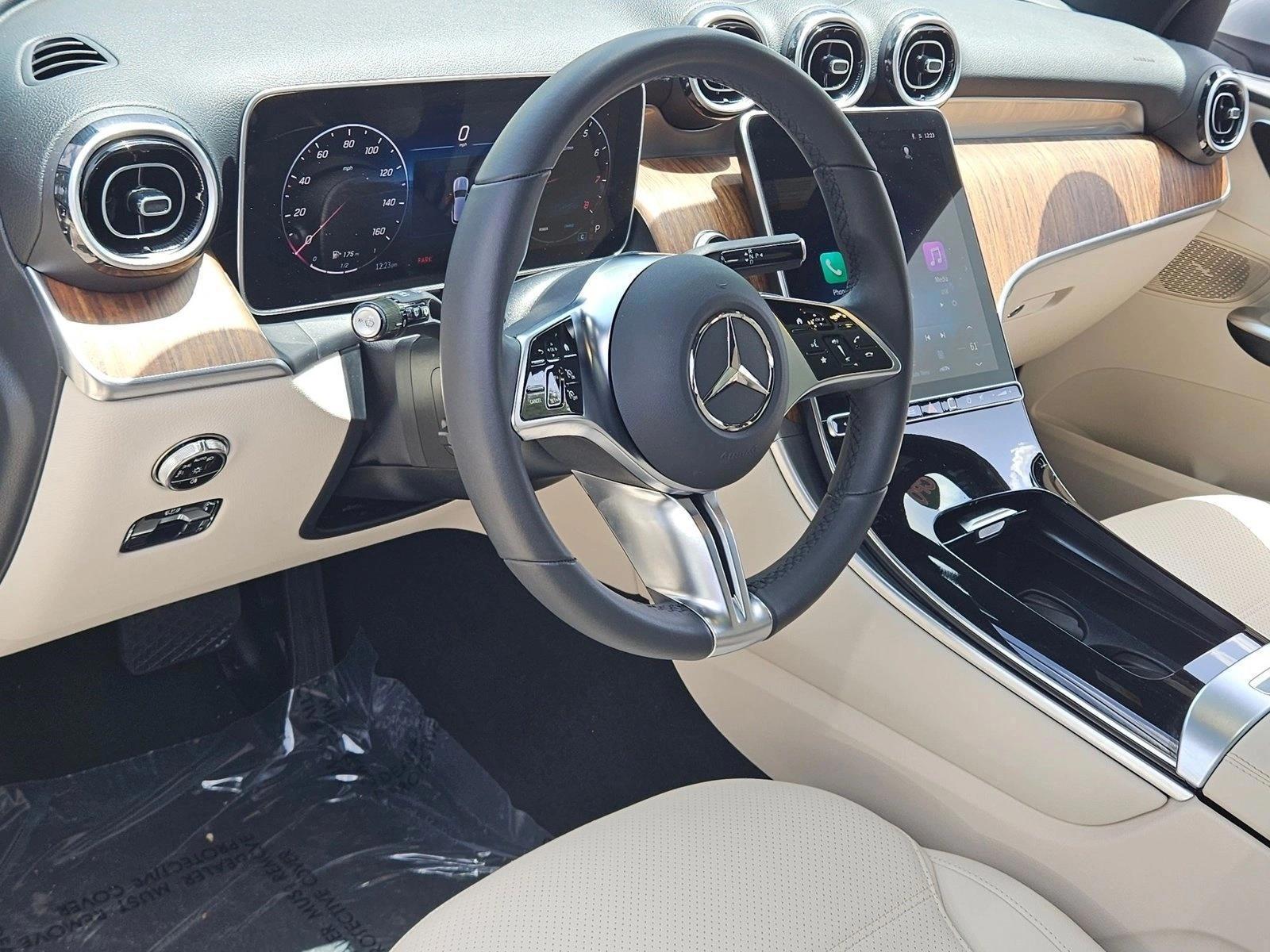 2026 Mercedes-Benz GLC Base - Photo 10