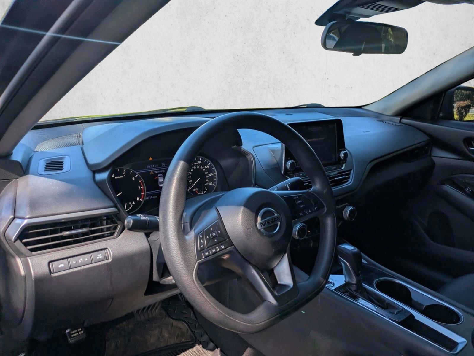 Thumbnail: 2021 Nissan Altima - 3