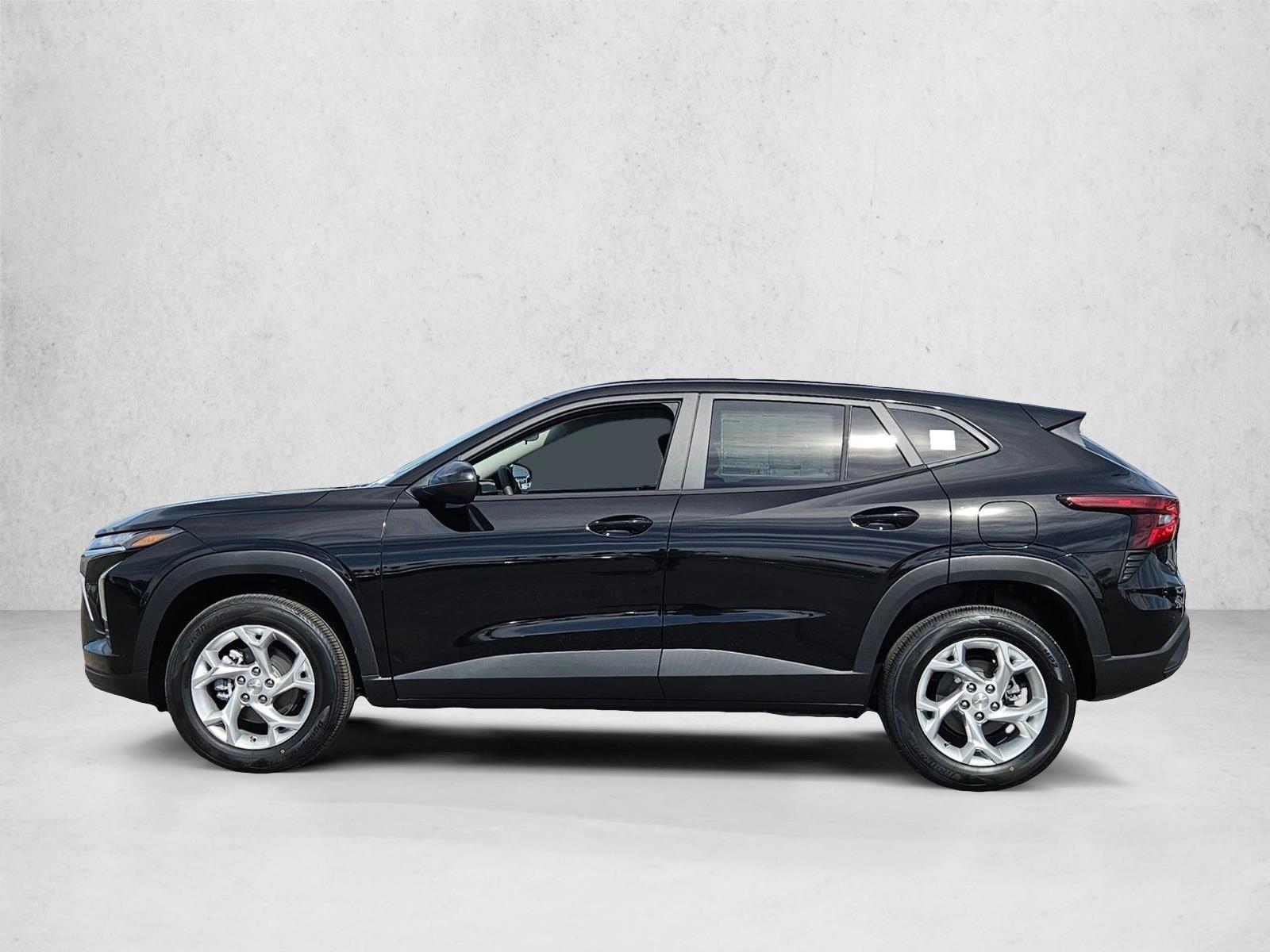 Thumbnail: 2026 Chevrolet Trax - 2