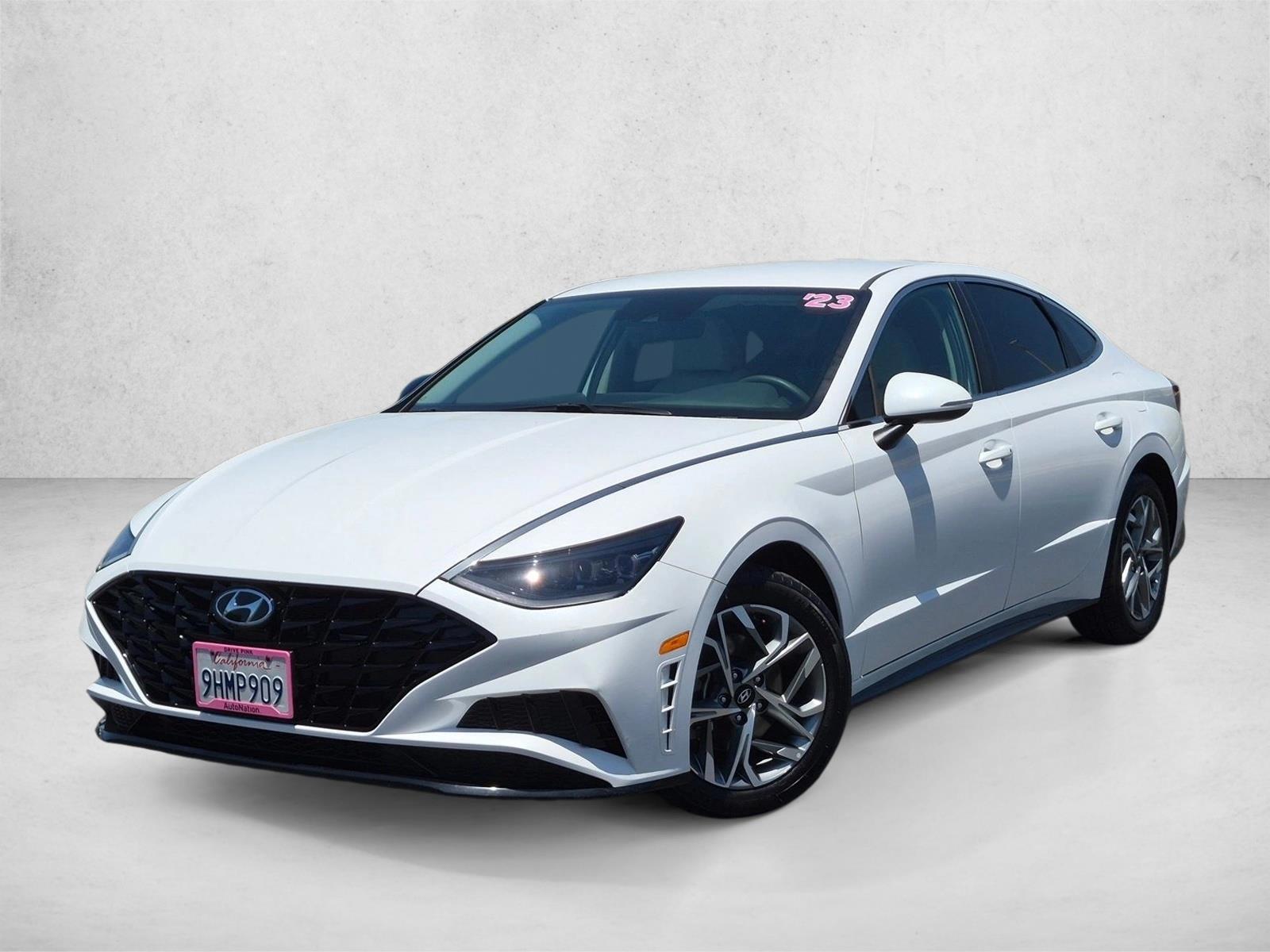 Thumbnail: 2023 Hyundai Sonata - 1