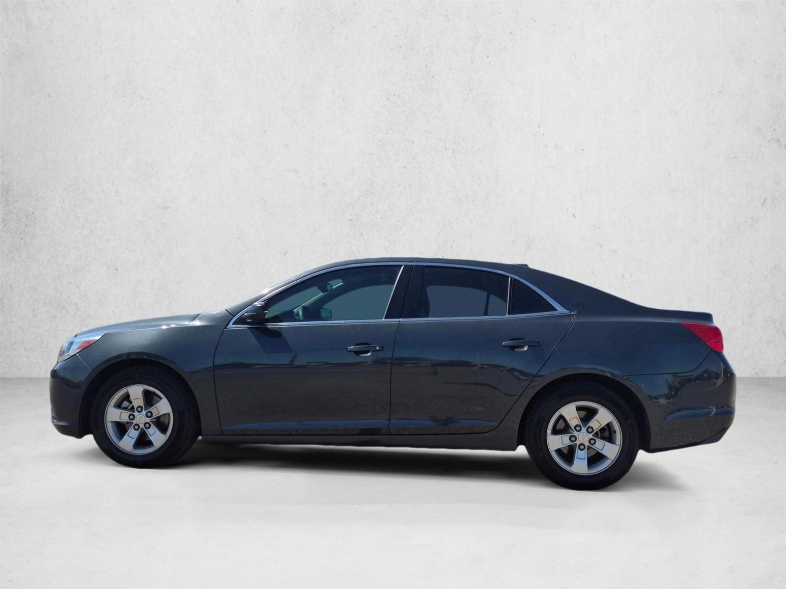Thumbnail: 2015 Chevrolet Malibu - 2