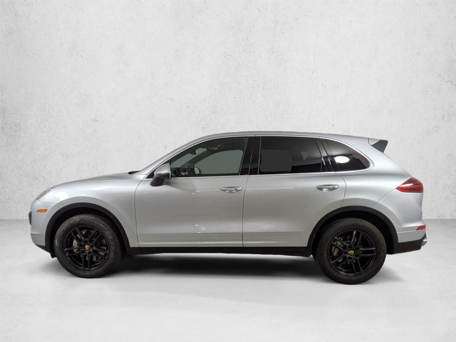 Thumbnail: 2017 Porsche Cayenne - 2