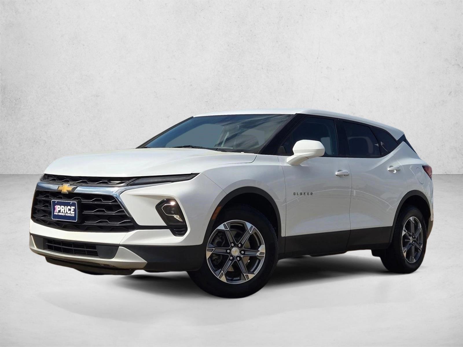 Thumbnail: 2023 Chevrolet Blazer - 1