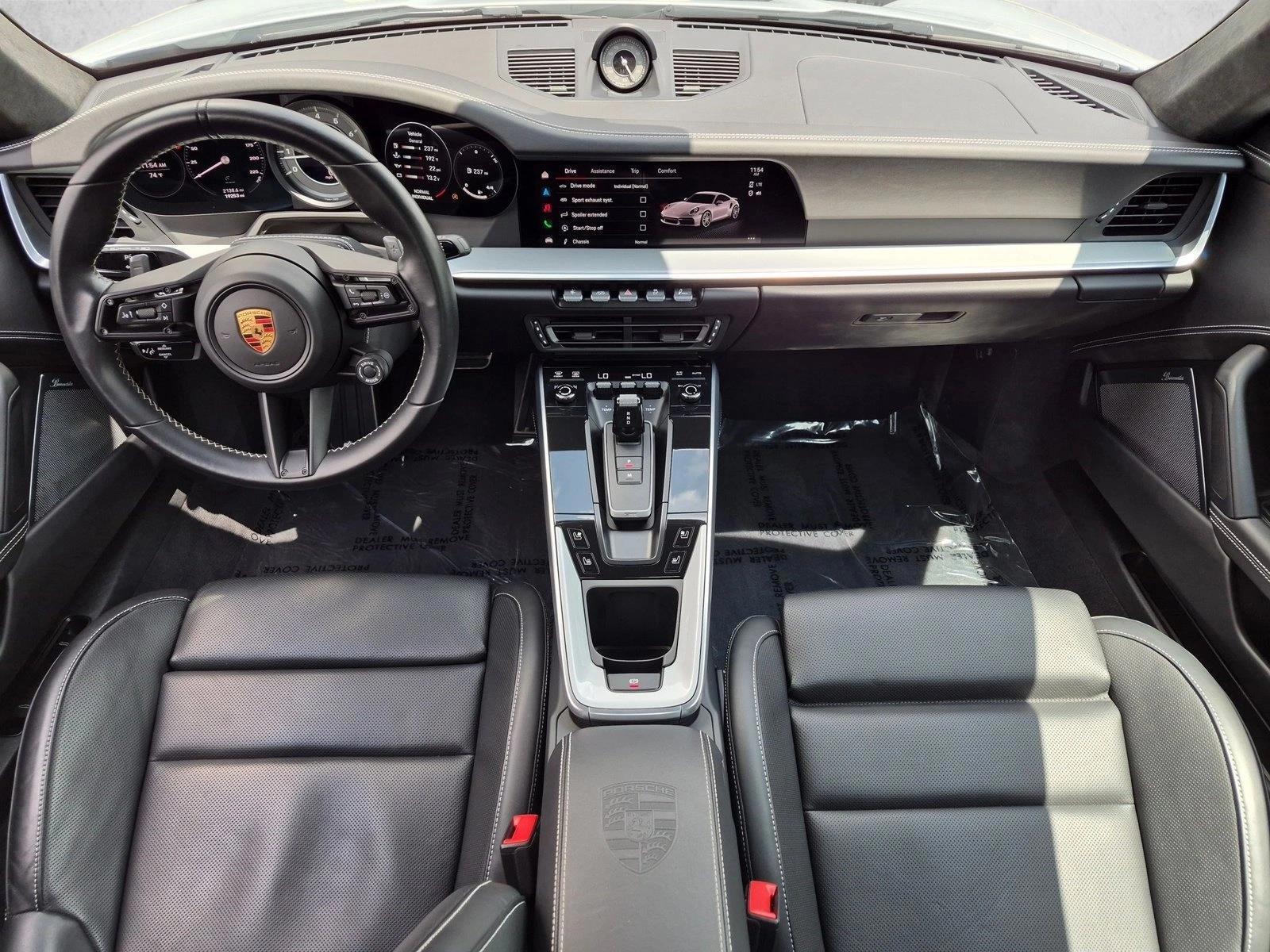 Thumbnail: 2023 Porsche 911 - 4