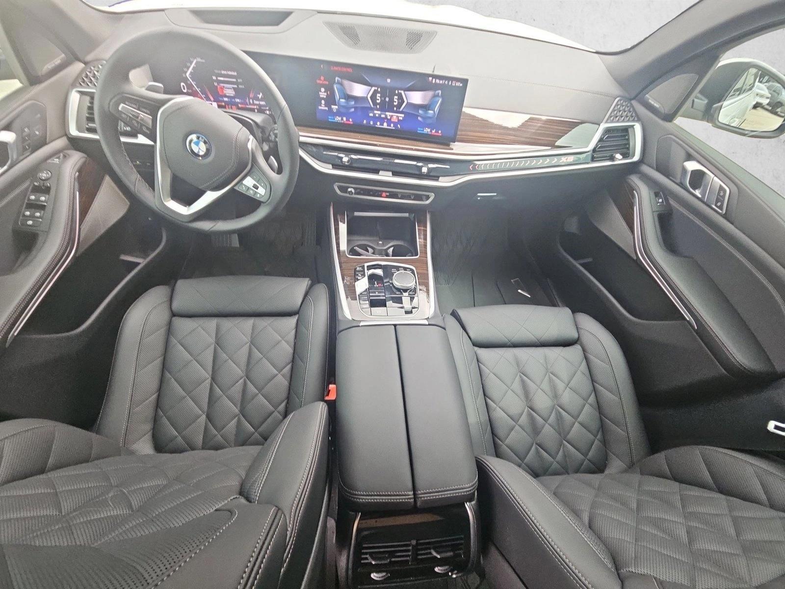 Thumbnail: 2026 BMW X5 - 3