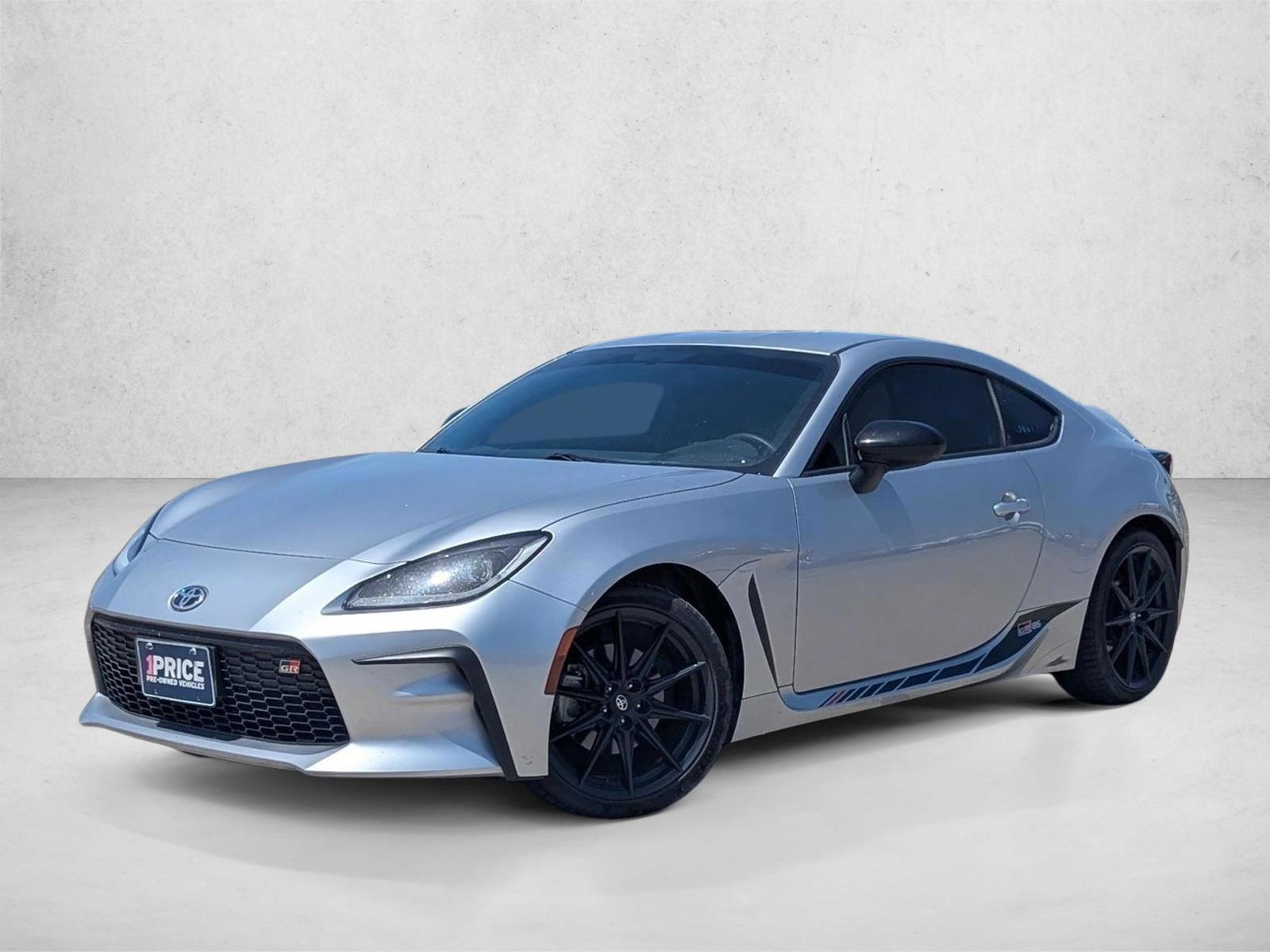 Thumbnail: 2024 Toyota GR86 - 1