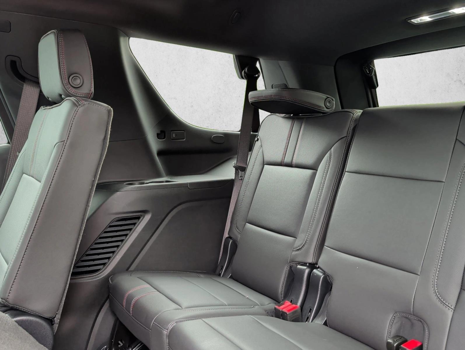 2025 Chevrolet Tahoe RST - Photo 18