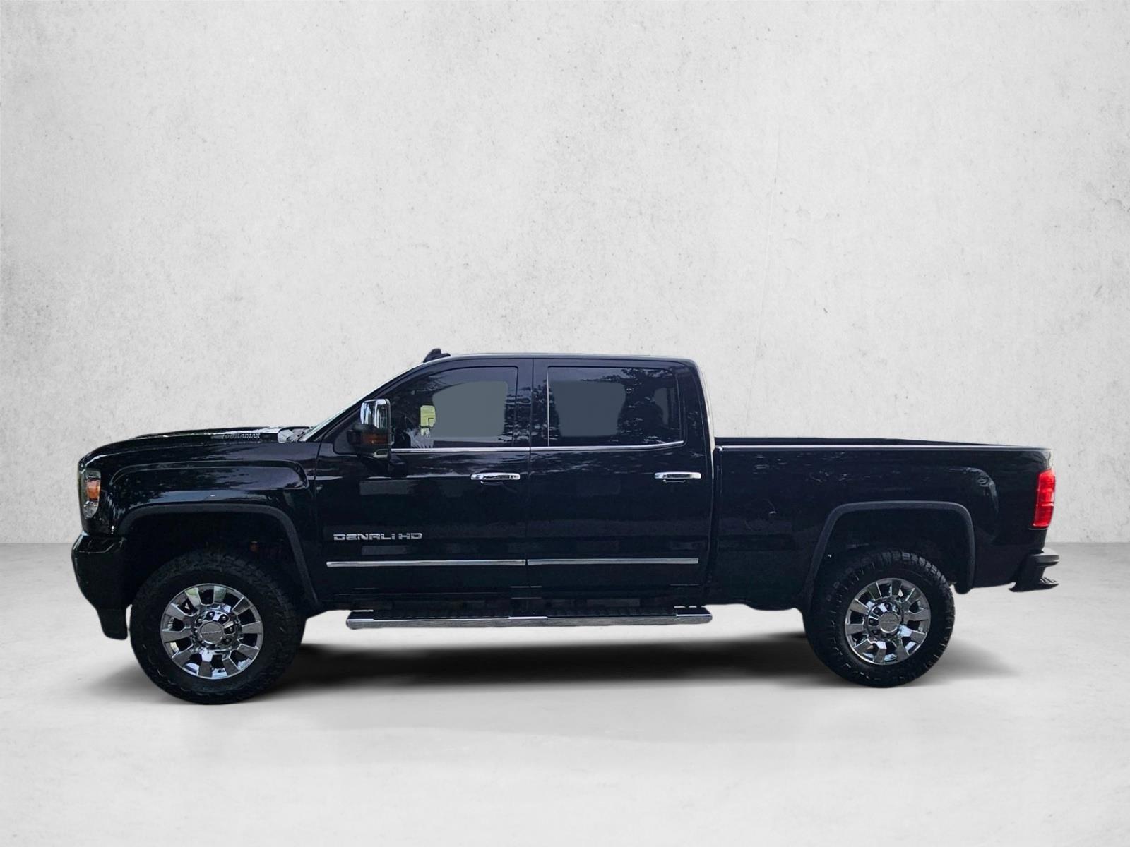 Thumbnail: 2018 GMC Sierra 2500 - 2