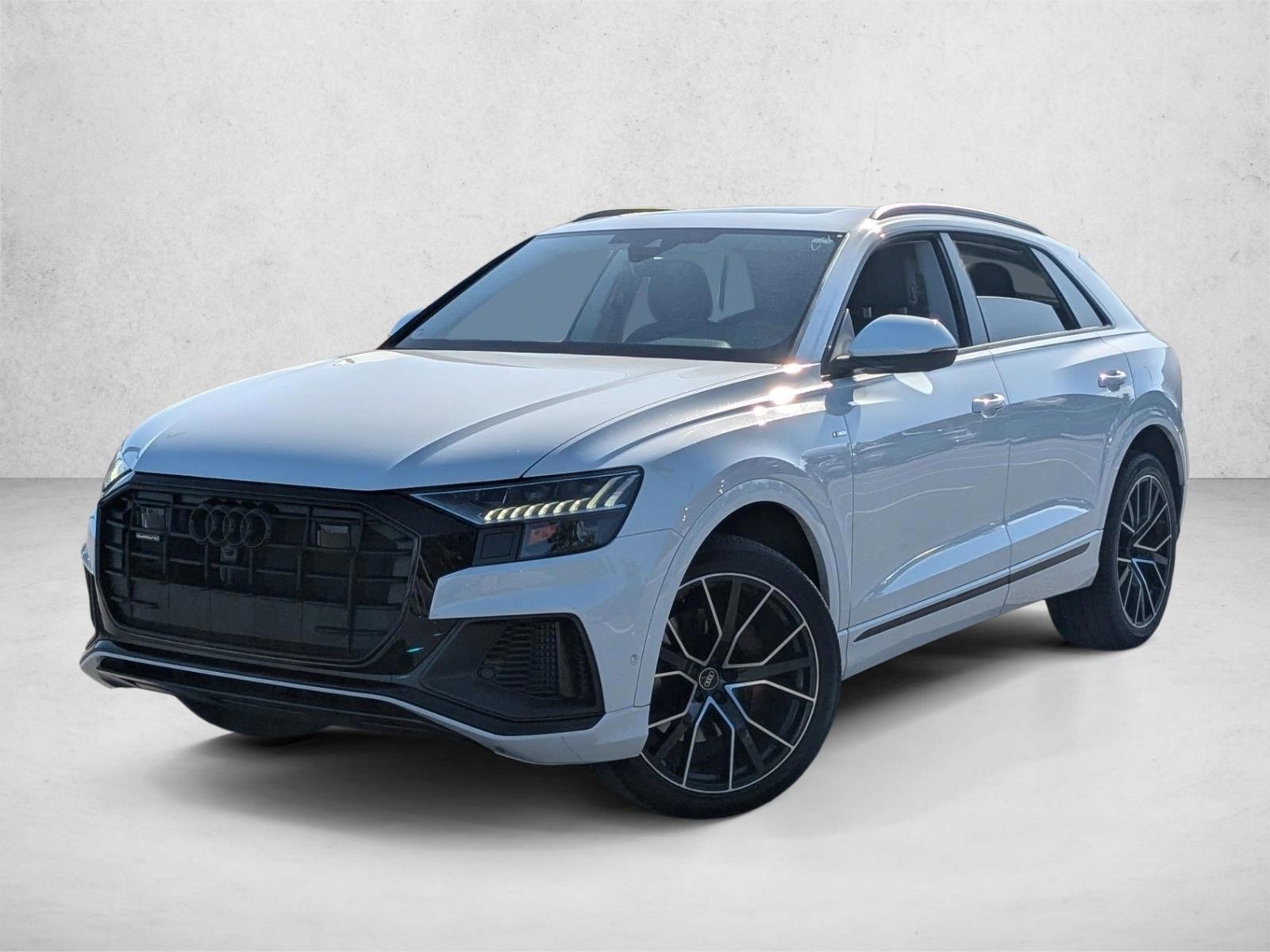 Thumbnail: 2023 Audi Q8 - 1