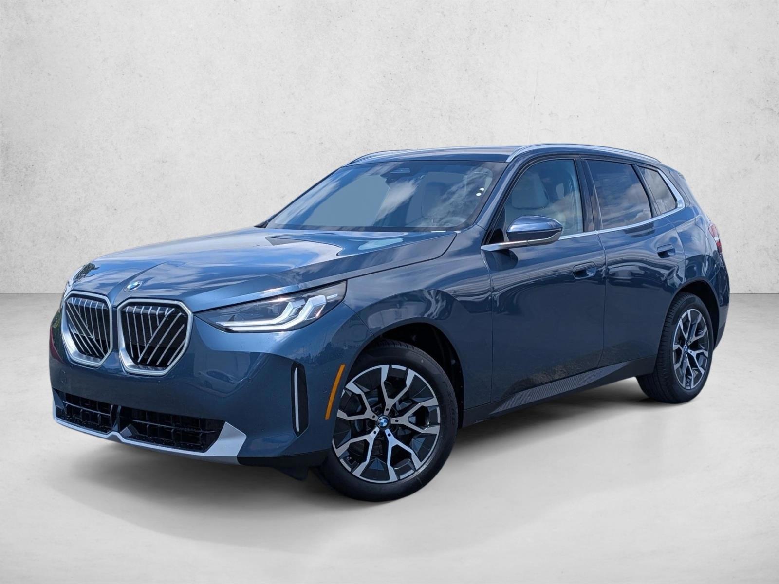 Thumbnail: 2026 BMW X3 - 1