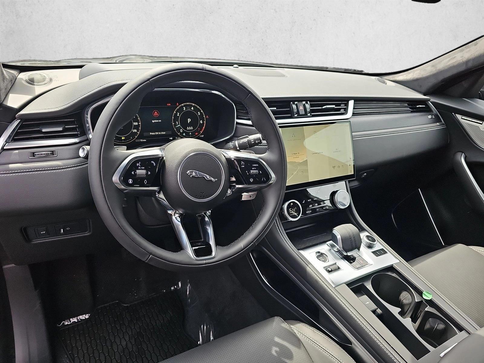 Thumbnail: 2026 Jaguar F-Pace - 3