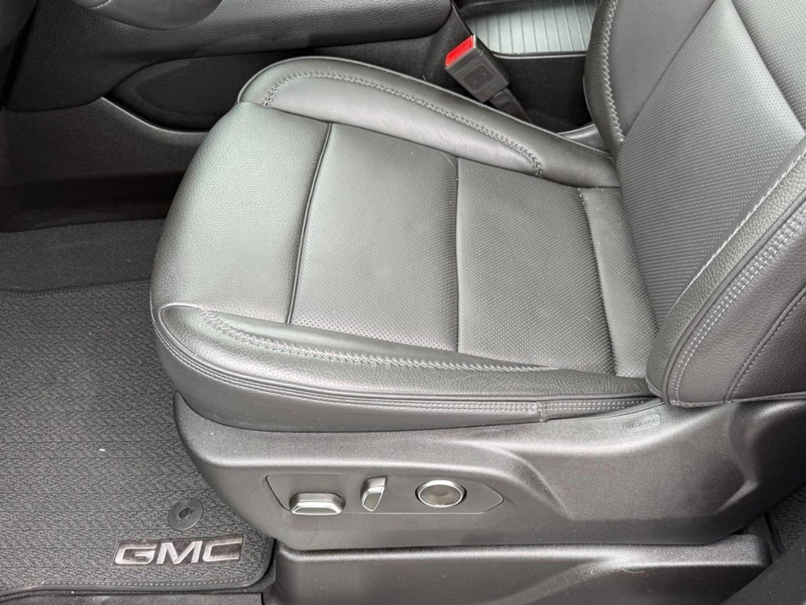 Thumbnail: 2024 GMC Yukon - 4