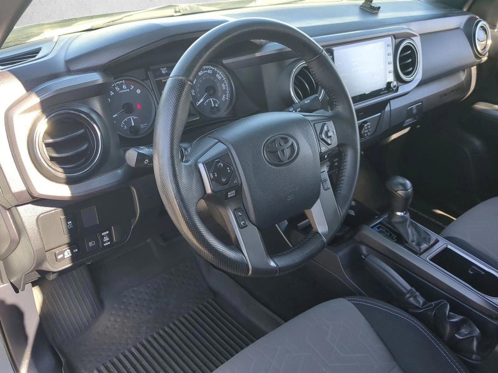 Thumbnail: 2020 Toyota Tacoma - 3