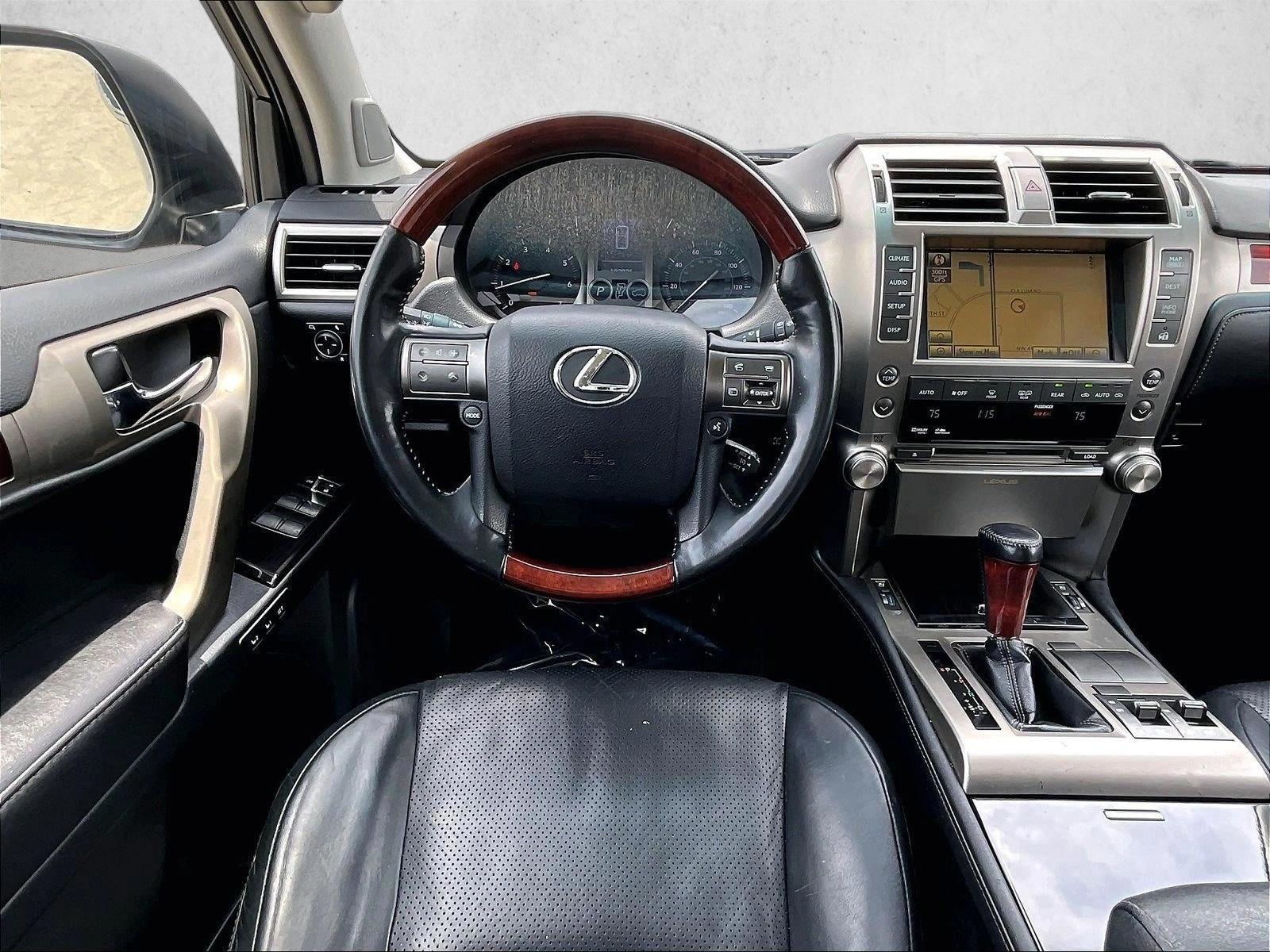 Thumbnail: 2010 Lexus GX - 3