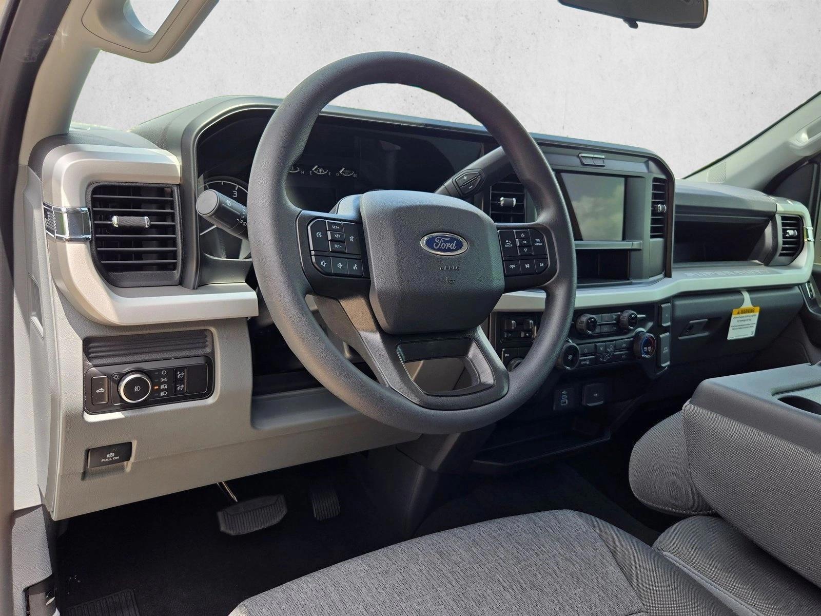 Thumbnail: 2026 Ford Econoline - 3