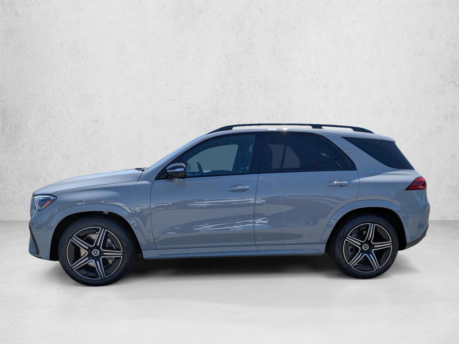 Thumbnail: 2026 Mercedes-Benz GLE - 2