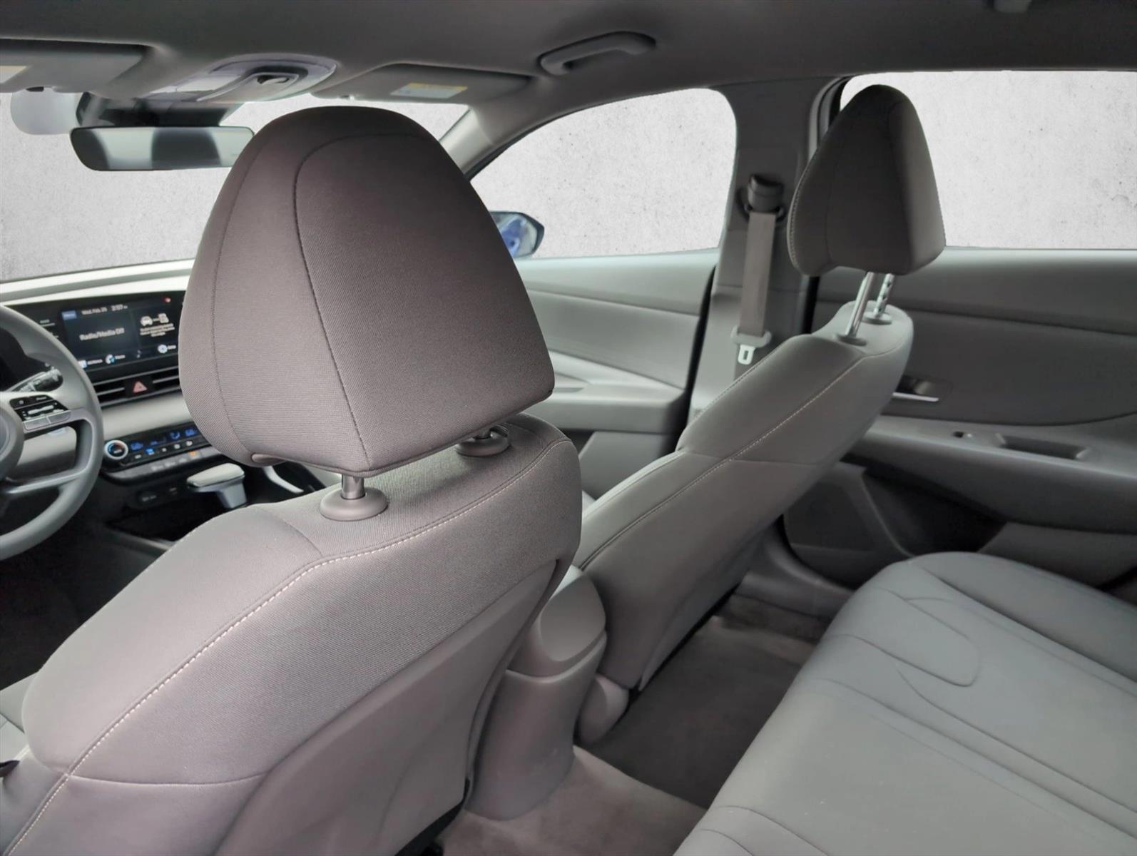 Thumbnail: 2023 Hyundai Elantra - 5