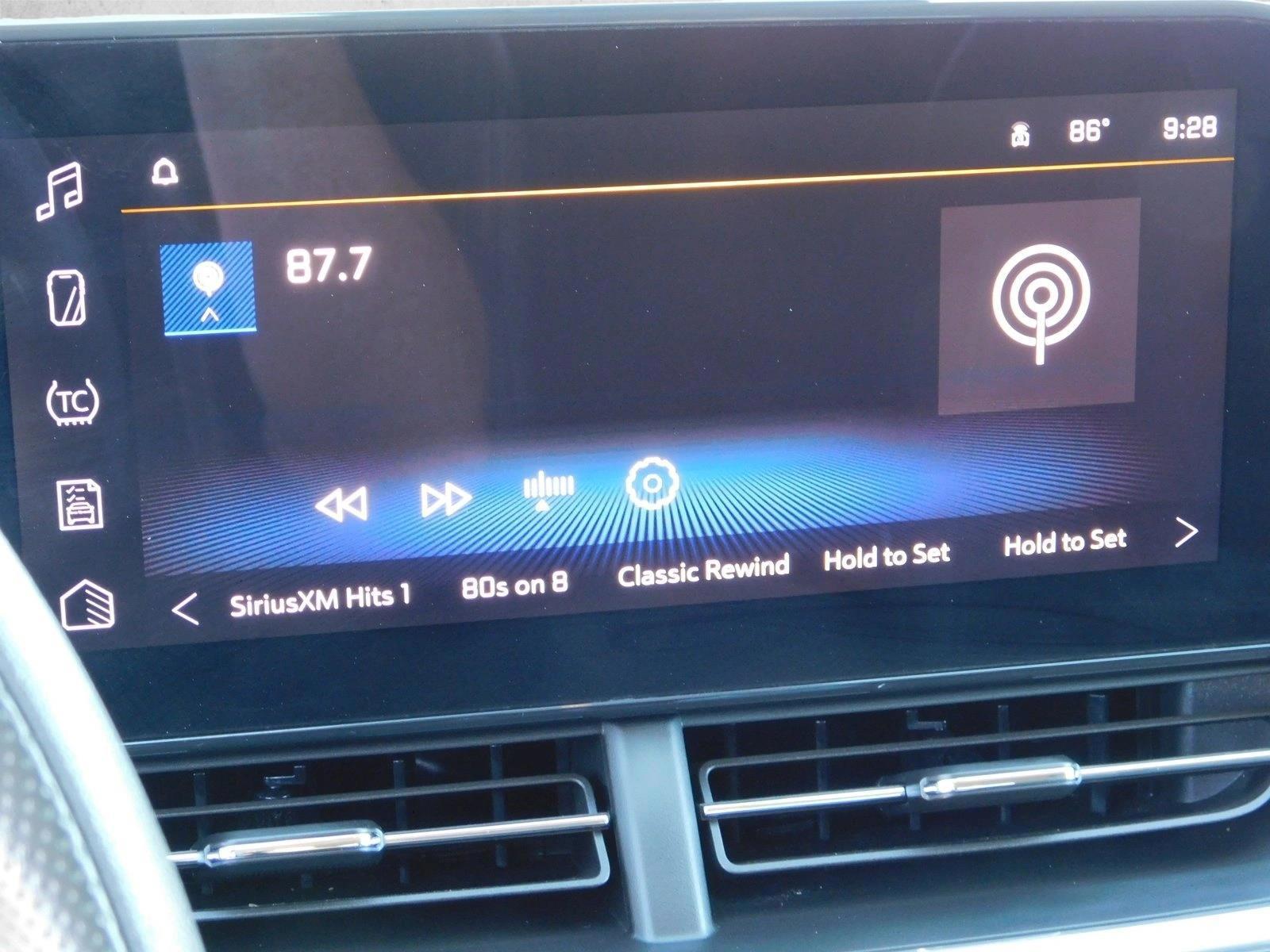 2025 Chevrolet Trax LT - Photo 19