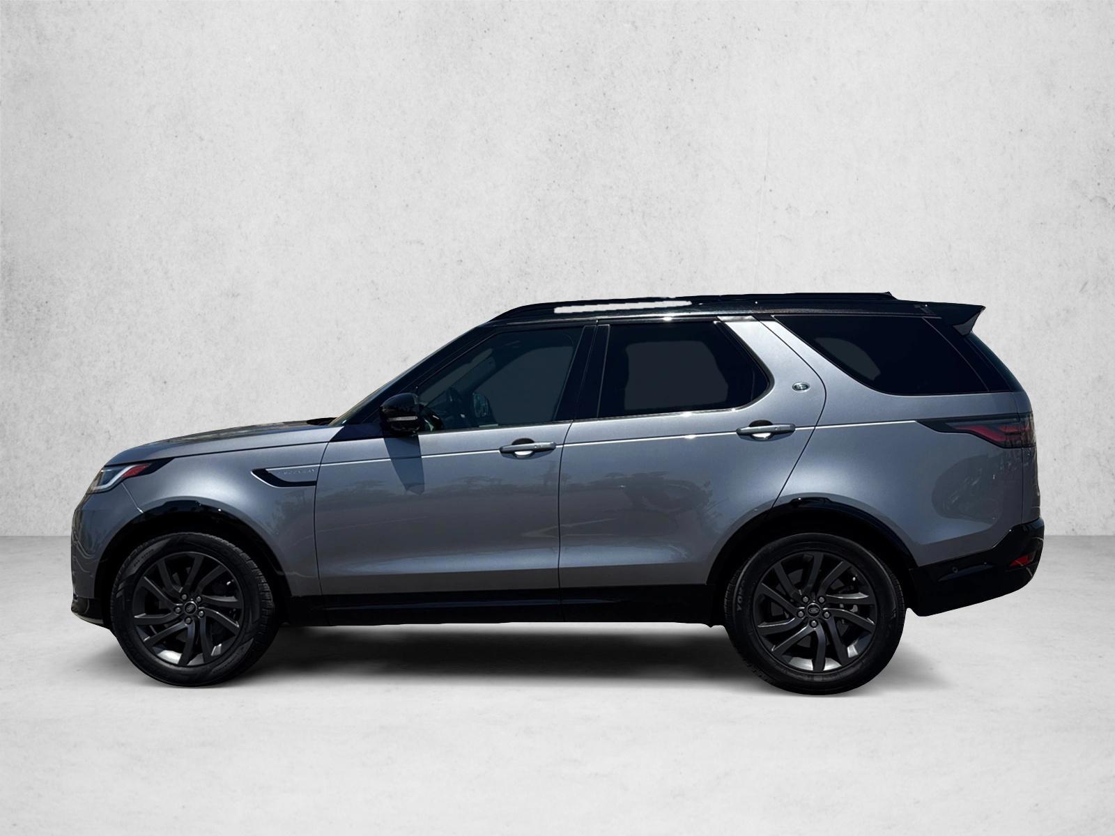 Thumbnail: 2023 Land Rover Discovery - 2