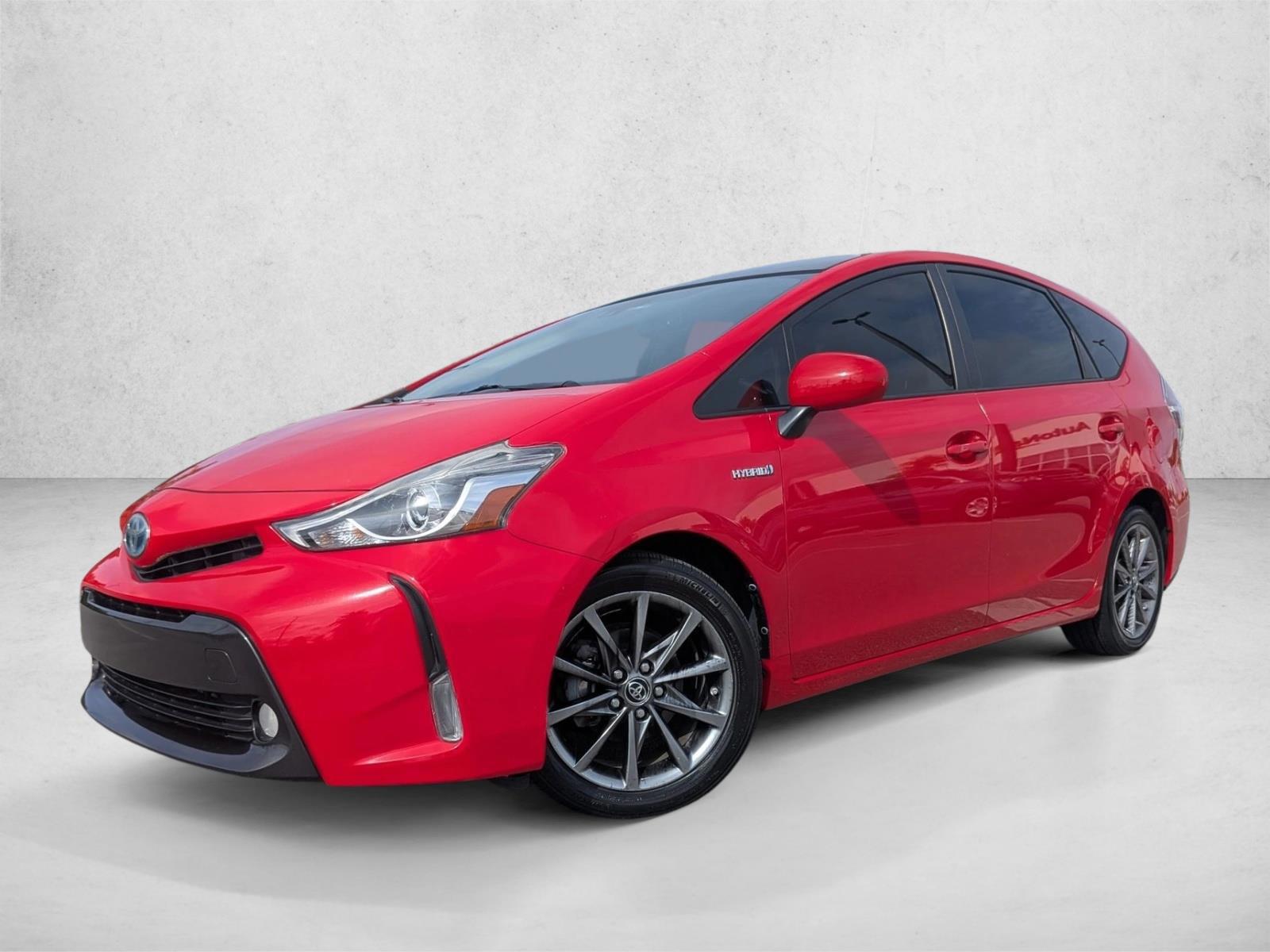 Thumbnail: 2016 Toyota Prius v - 1