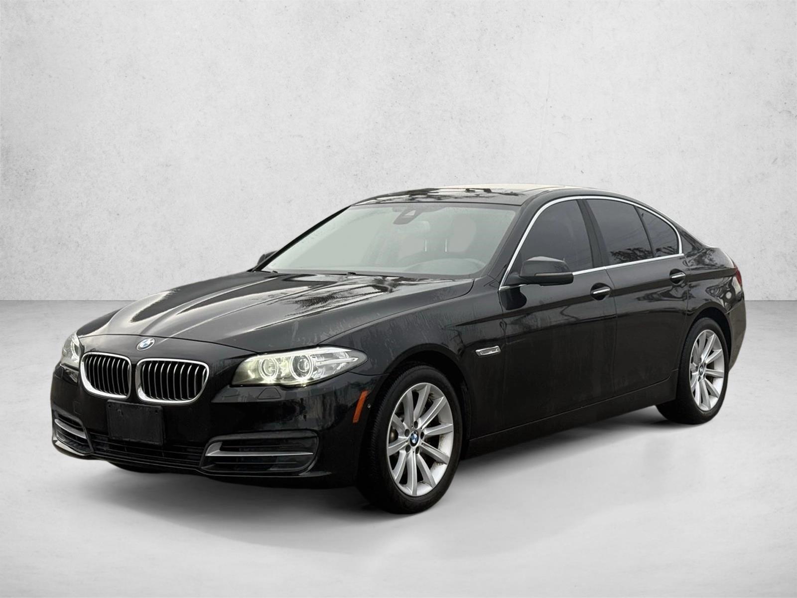 Thumbnail: 2014 BMW 5 Series - 1