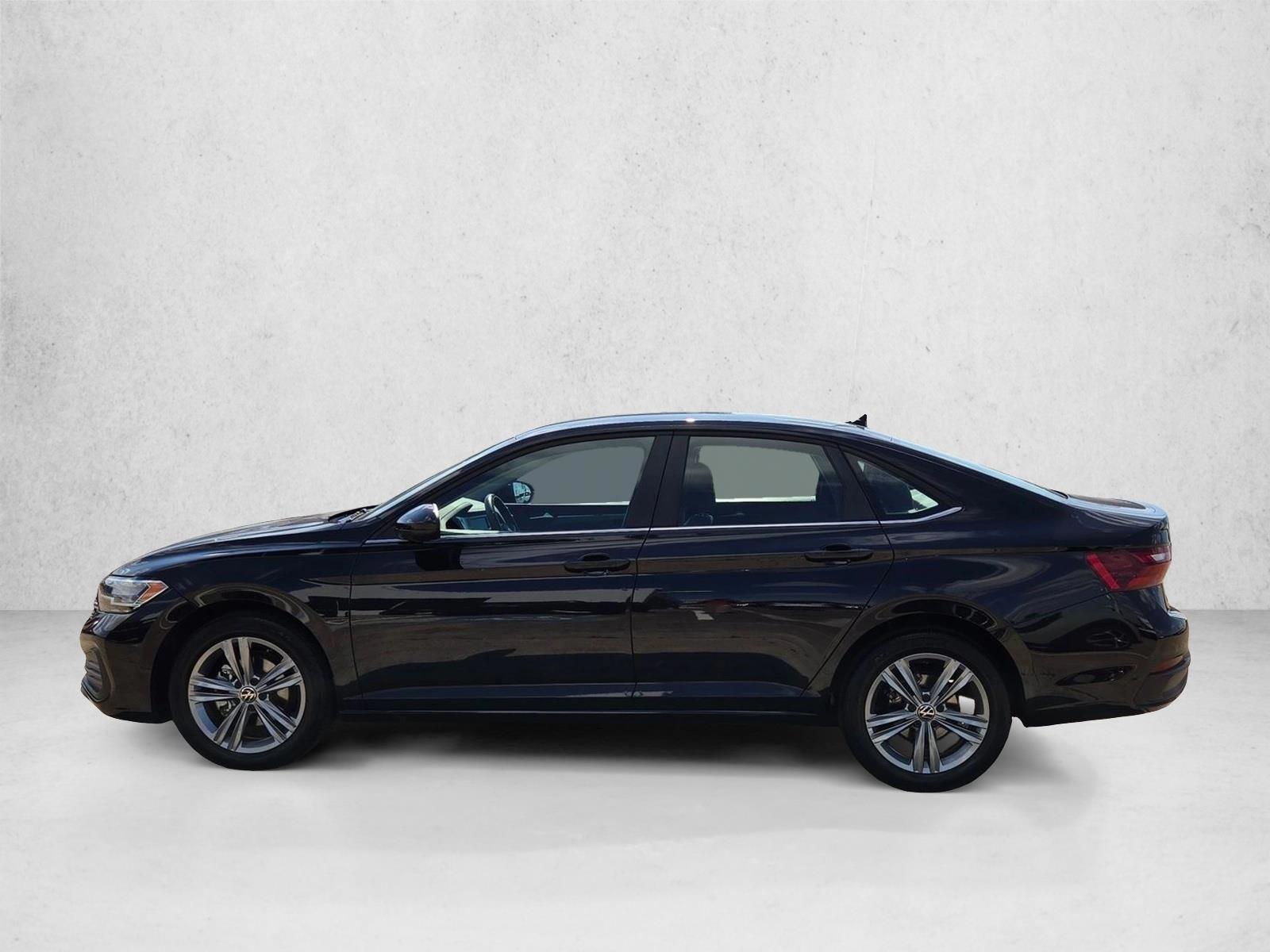 Thumbnail: 2024 Volkswagen Jetta - 2