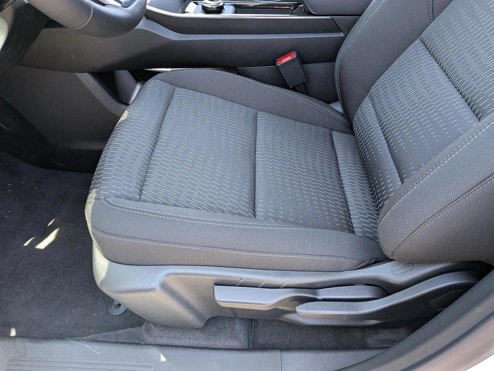 Thumbnail: 2026 Chevrolet Equinox - 4
