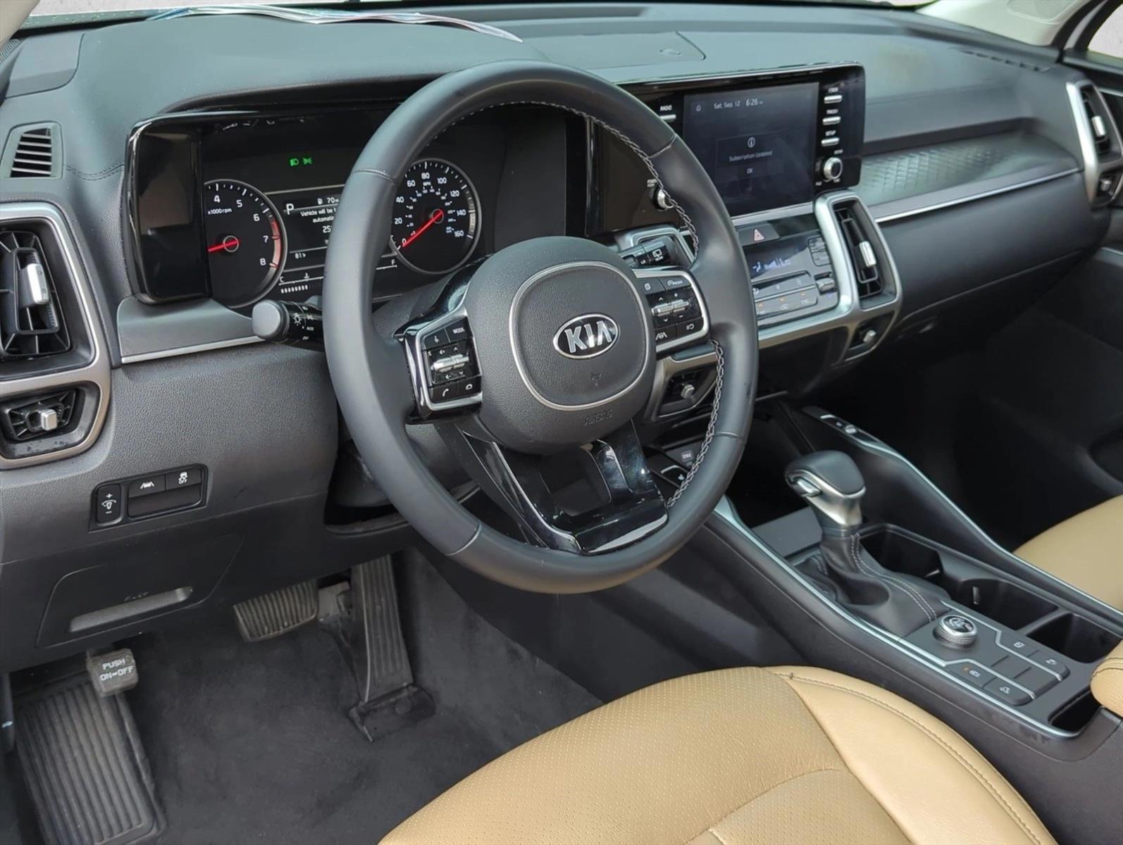 Thumbnail: 2021 Kia Sorento - 3