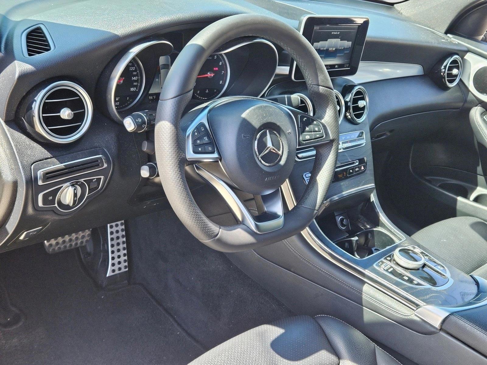 Thumbnail: 2019 Mercedes-Benz GLC - 3