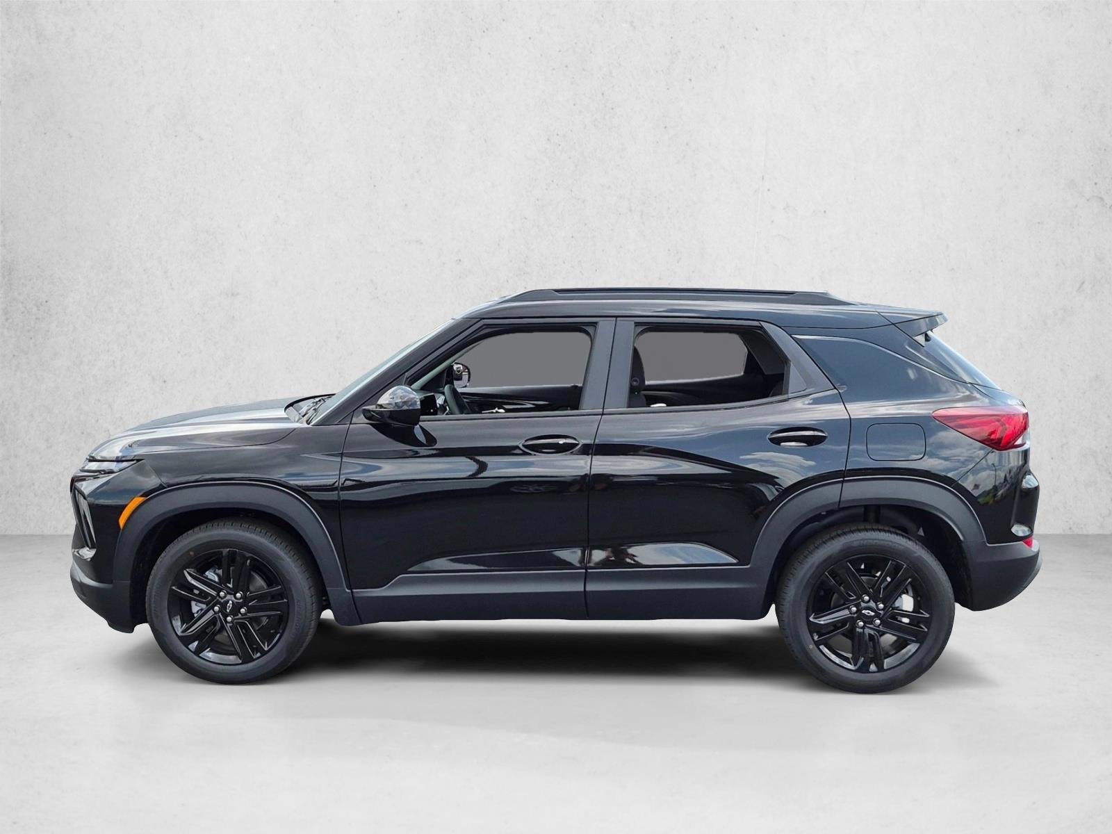 Thumbnail: 2026 Chevrolet TrailBlazer - 2