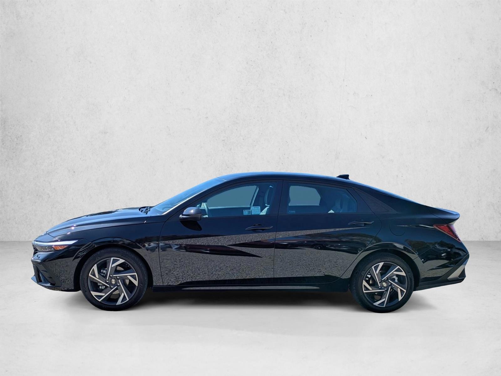 Thumbnail: 2025 Hyundai Elantra - 2