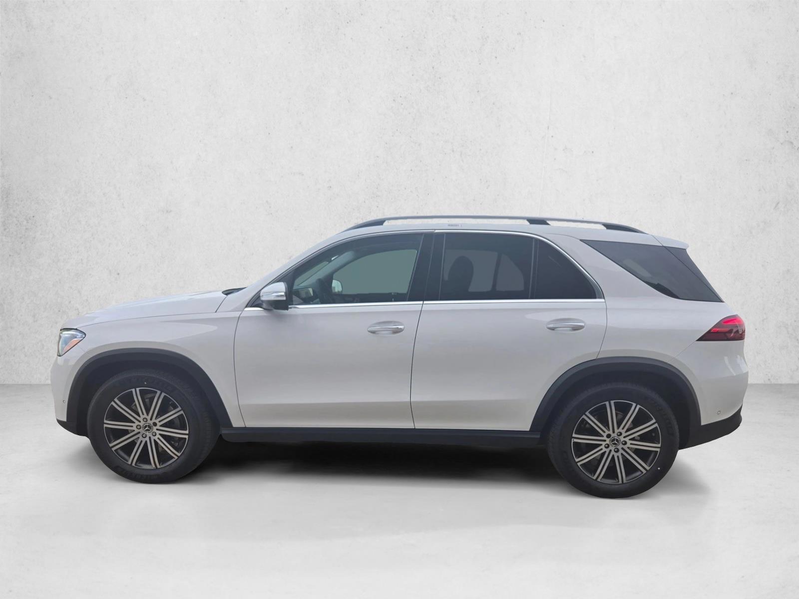 Thumbnail: 2026 Mercedes-Benz GLE - 2